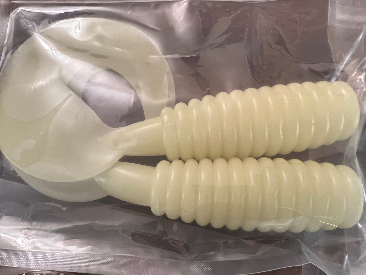 2 pack- 10” grub tails